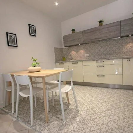 Apartman Magnifique Climatise Vieil